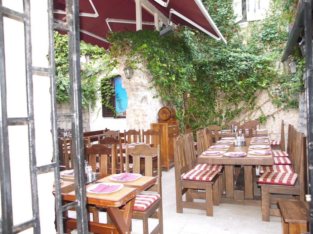 Apartments Barba Τρογκίρ Εξωτερικό φωτογραφία